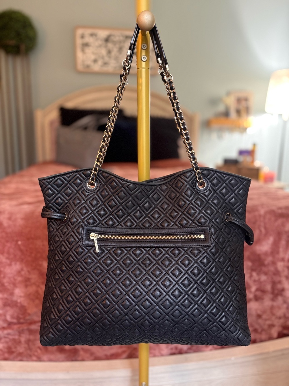 Tory Burch Quilted Diamond Marion Slouchy Tote Bag Black - Picture 4 of 9